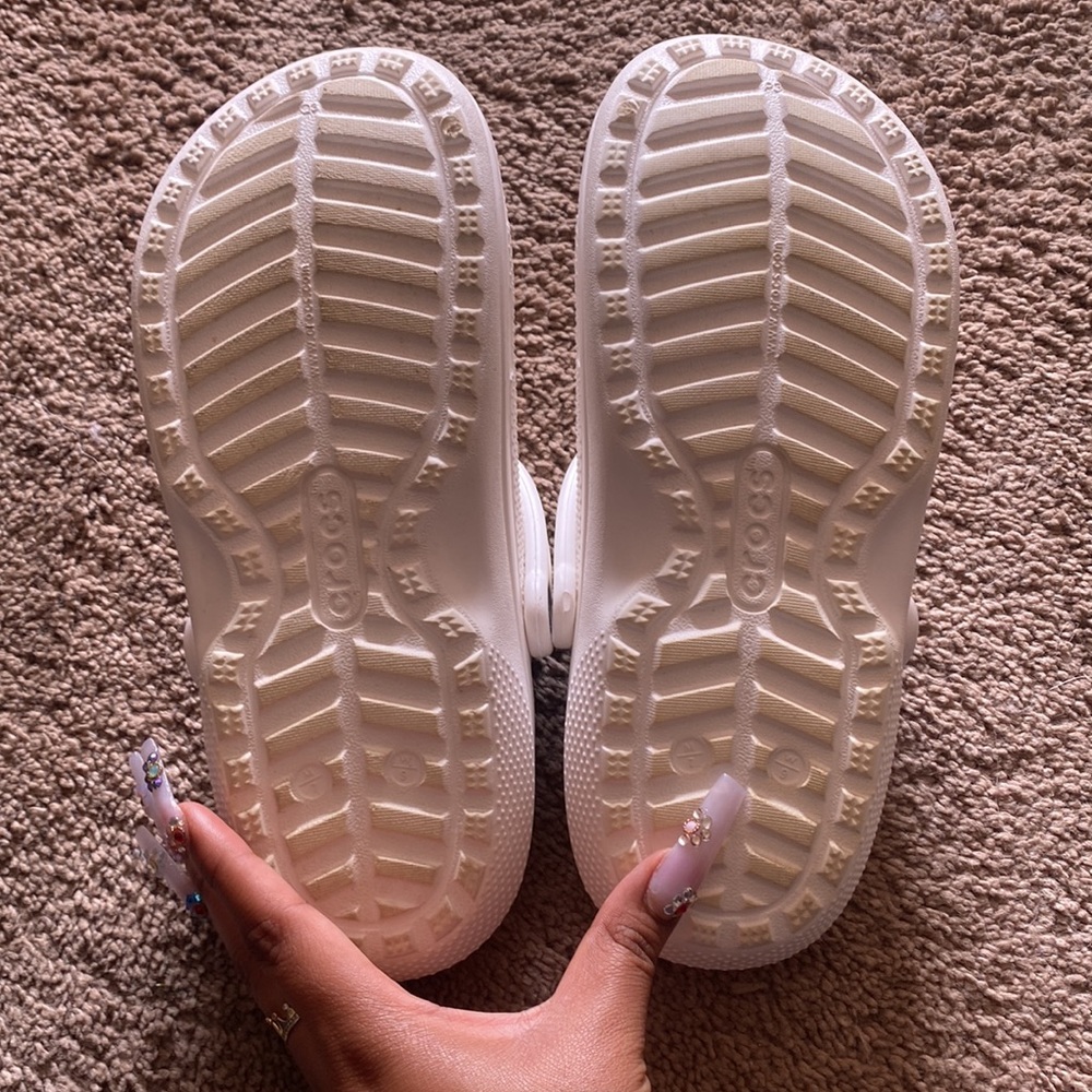 Classic Fuzzy Lined Clog White Crocs - image 5